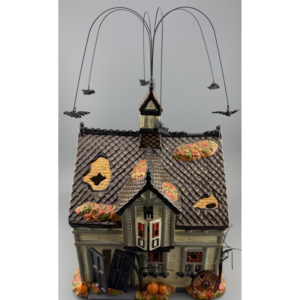 Dept 56 Creepy Creek Carriage House Halloween Snow Village Bats Retired READ